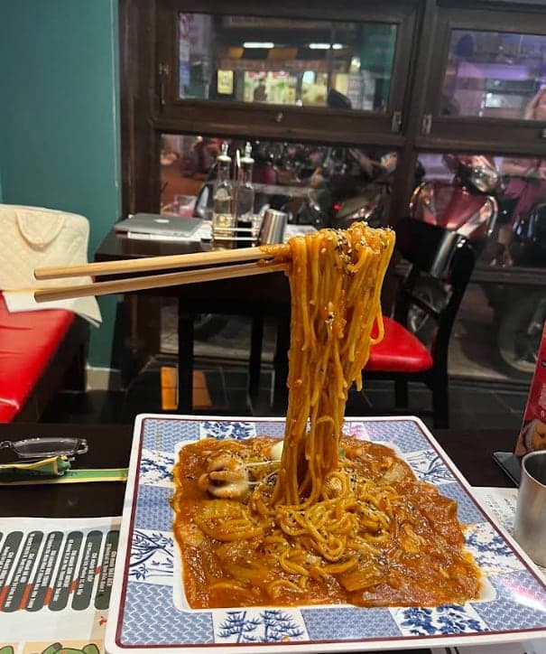 Korean-Chinese stir-fried noodles at DOYA District 1