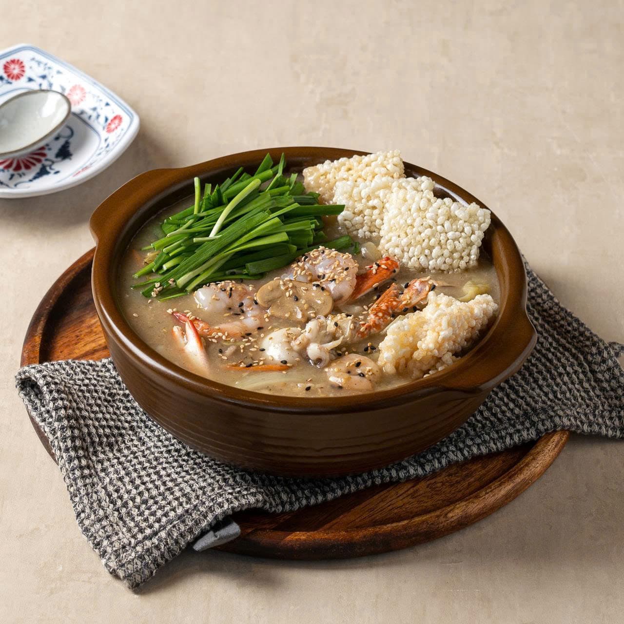 Seafood Nurungji Soup at DOYA JJAMBBONG