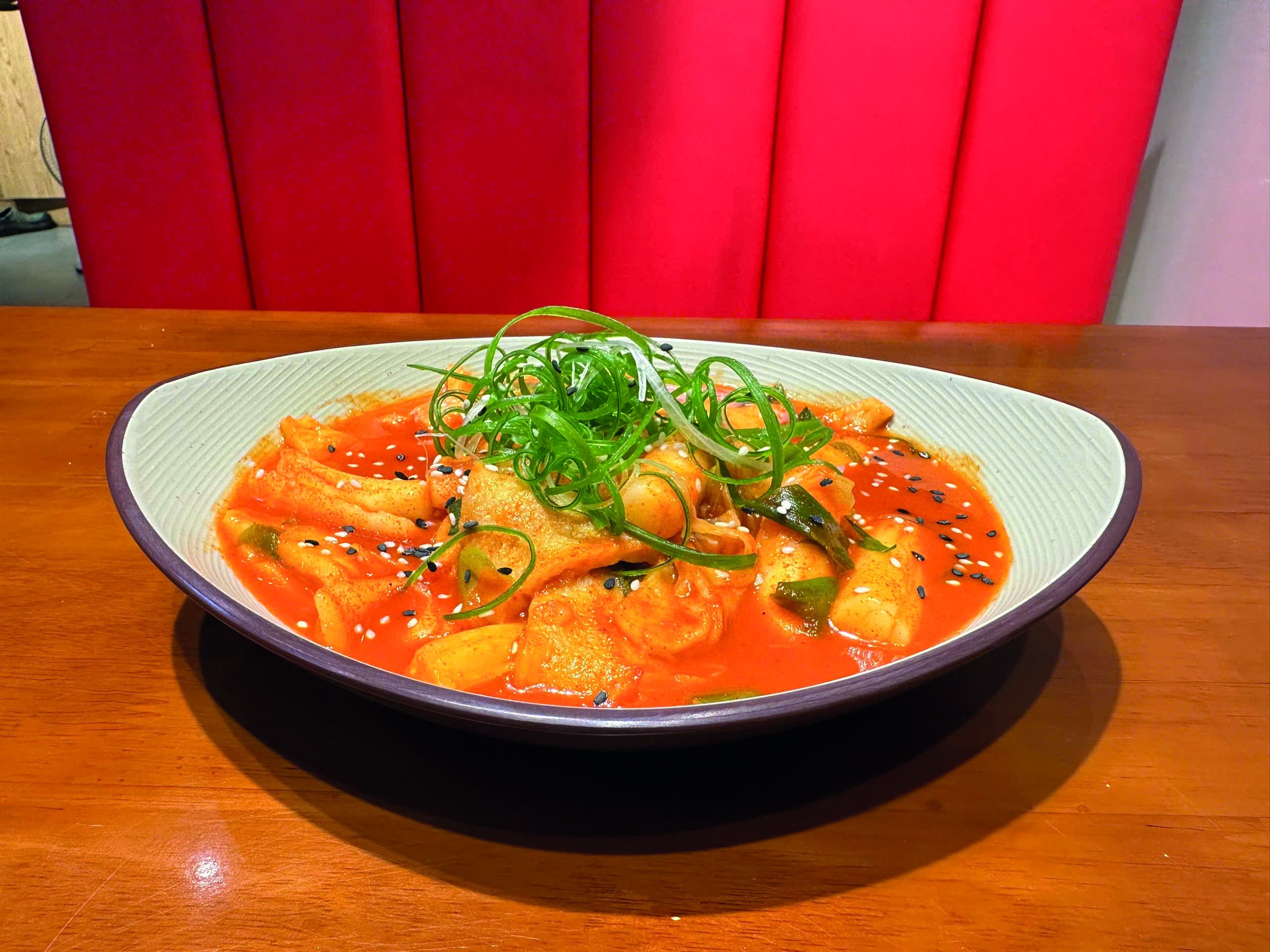 Tteokbokki champong Korean food at DOYA JJAMBBONG District 1